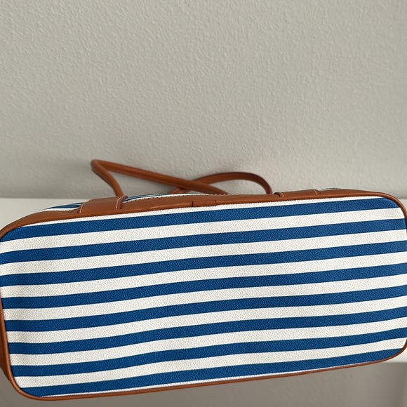 Dooney & Bourke Sullivan Layla Tote - Picture 11 of 13